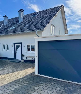 RESERVIERT Charmantes Haus / Provisionsfrei / PV / Steinkirchring