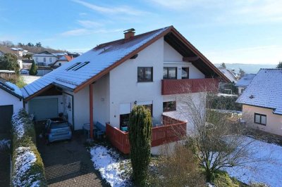 Gut geschnittene Wohnung mit Weitblick in herrlicher Lage nahe des Aartalsees