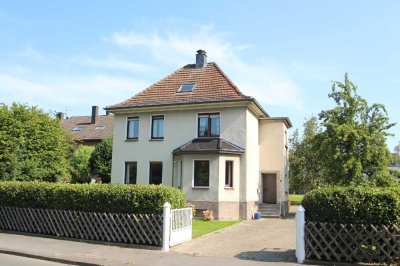 Familientraum in Kamen – Methler:
Charmantes Einfamilienhaus mit Anbau u. Obstgarten