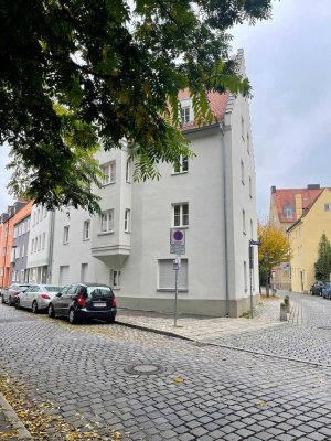 Sanierte 2ZKB in denkmalgeschütztem Altbau am Jakobsplatz