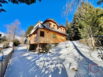 Rarität! Wunderschönes Ferienchalet am Falkert, in unmittelbarer Nähe zur Skipiste