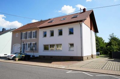 Kernsaniertes Einfamilienhaus in beliebter Lage von Saarlouis-Beaumarais zum Erstbezug