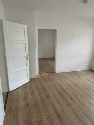 Helle moderne 3 Zimmerwohnung ab sofort frei!