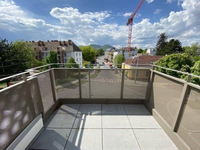 Helle 2 Zimmer Wohnung mit Balkon mit Blick Richtung Kahlenberg in 1210 Wien zu mieten