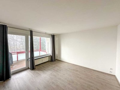 Attraktive und gepflegte 3-Zimmer-Wohnung mit geh. Innenausstattung mit Balkon und EBK