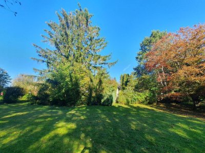 BUNGALOW - TOLLE LAGE - SCHÖNES GRUNDSTÜCK