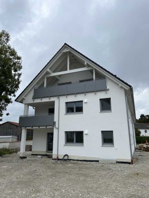 Neubau ! 2 Zi. DG Wohnung mit 21 qm Loggia !