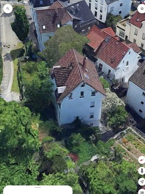 Freistehendes Mehrfamilienhaus mit großem Garten in Stuttgart Bad Cannstatt  - Privatverkauf