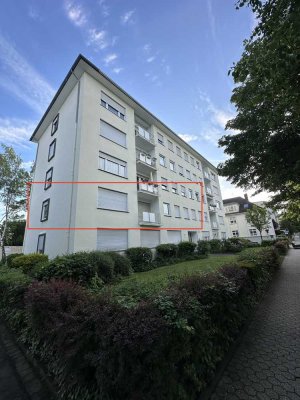 Geschmackvolle 5-Zimmer-Wohnung mit Balkon in Troisdorf