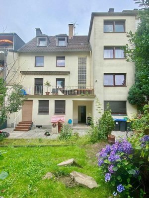 Gepflegtes Mehrfamilienhaus mit 8 Parteien in Wuppertal Barmen