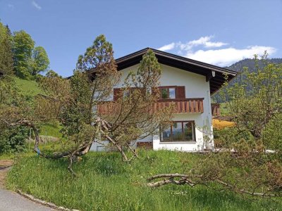 2,5-Zimmer-Terrassenwohnung mit Garten in Oberau bei Berchtesgaden