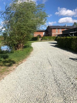 Landglück pur: Idyllische Wohnung in Bauernhaus  zur Vermietung / Tierhaltung möglich