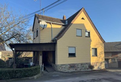 Sanierungsbedürftiges Einfamilienhaus im Herzen von Fernthal