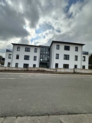 Erstbezug/Neuwertige Wohnung mit drei Zimmern und Terassen/Balkon in Ebertsheim   Behindertengerecht