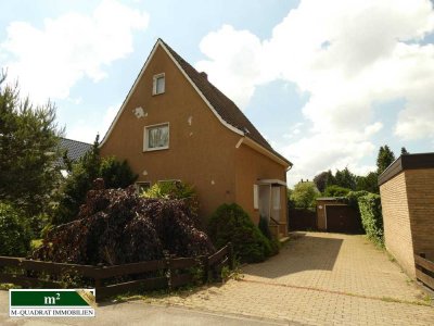 Einfamilienhaus mit Potenzial auf großem Eigentumsgrundstück in ruhiger Siedlungslage von Steinhagen