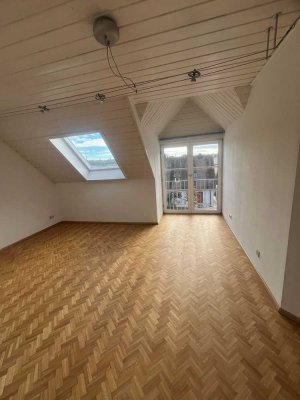 Schöne 2 Zimmer Wohnung in Regensburg Kumfpmühl