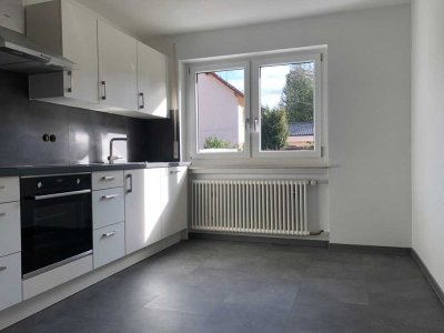 Großzügige, ebenerdige Wohnung mit Garten und schöner Aussicht