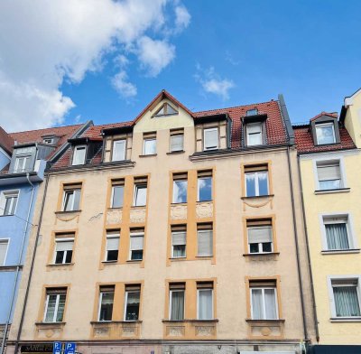 3-Zimmer-Wohnung mit Balkon, zentral gelegen, nur wenige Gehminuten zur U-Bahn Aufseßplatz