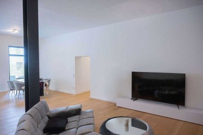 Exklusive Loft-Wohnung mit weitläufigem Wohnbereich und hochwertiger Ausstattung