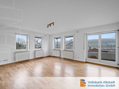 Helle 3-Zimmer Wohnung mit Südbalkon