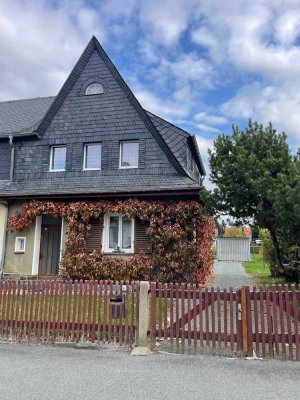 DAS GLÜCK hat ein ZUHAUSE! ROMANTISCHES REH Bj.1921- in beliebter Wohnlage- Garage & großem Garten