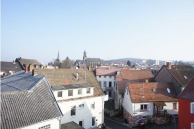 Schöne 3-Zimmer-DG-Wohnung in Saarbrücken - Uni-Nähe