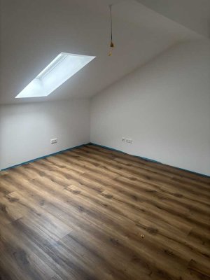 Großzügige 4-Zimmer Wohnung