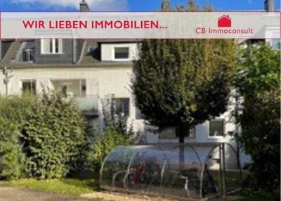 Schöne Wohnung, nette Mieterin , ordentliche Lage in einer gepflegte Immobilie