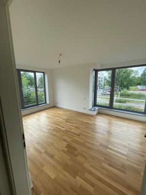 Bezug nach Sanierung: Freundliches 4-Zimmer-Reihenendhaus mit geh. Innenausstattung und EBK