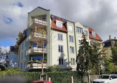 3-Raum Wohnung mit Balkon