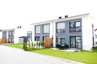 ! Bezugsfertig ! Maulbronn * 156 m² Neubau-Doppelhaushälfte * inkl. Appartement *