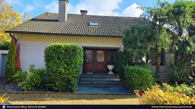 *** Familientraum in Kaarst! Einfamilienhaus mit Einlieger-Wohnung in ruhiger Lage! ***