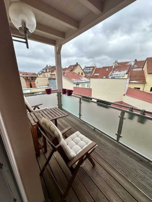 Für Eigennutzer! 2-Raum Wohnung mit großem Balkon, Einbauküche und Stellplatz