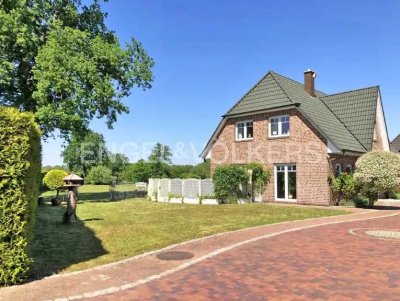 Eindrucksvolles Einfamilienhaus                                           mit traumhaftem Weitblick