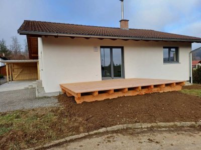 Kernsanierter Bungalow mit Keller und Carport in herrlich ruhiger Lage