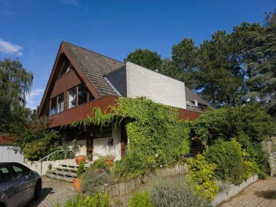 Charaktervolles Architektenhaus mit Einliegerwohnung in ruhiger  Lage von Kisdorf- provisionsfrei