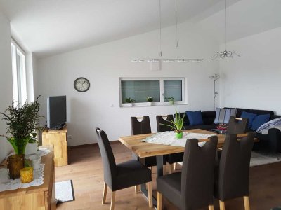 Exklusive 4-Zimmer-Dachgeschoss-Wohnung in Vilsheim