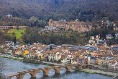 Heidelberg-Neuenheim, exklusive 2 ZKB, Balkon, zentral gelegen