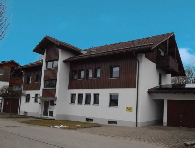 DG-Wohnung mit Balkon und EBK in Marktoberdorf/Thalhofen