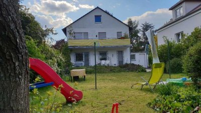 DA-Eberstadt, West: 3-FamHaus ruhige Lage, Spielgarten, ca. 300m2Wfl, 720m2 Grund