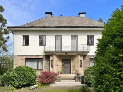 Historische Stadtparkvilla in bester Lage von Bochum