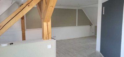 Einzigartige Maisonette Wohnung im Dachgeschoss mit 2 Etagen.