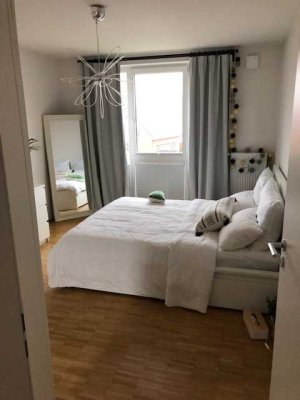 Freundliche 2-Zimmer-Wohnung mit Balkon und Einbauküche in Langenhagen