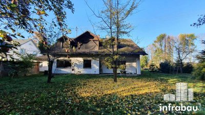 Geräumiges Zweifamilienhaus im beliebten Affing mit traumhafter Aussicht!