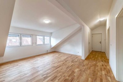 Renovierte 3 Zimmer Dachgeschosswohnung in ruhiger Lage von Heidelberg!!!