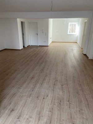 Schöne 3-Zimmer-Wohnung mit Terrasse in Aldersbach