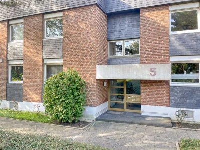 Helle Etagenwohnung mit West-Loggia und Blick ins Grüne in Dortmund Schönau