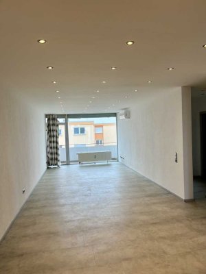 Freundliche 3-Zimmer-Wohnung mit EBK und Balkon in Mutterstadt