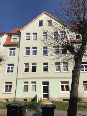 Wunderschöne 2 Raum-Wohnung im Dachgeschoss mit Balkon im Herzen von Arnstadt