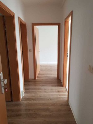 Die gute Adresse! - 3-R-Wohnung mit Tageslichtbad & Balkon!